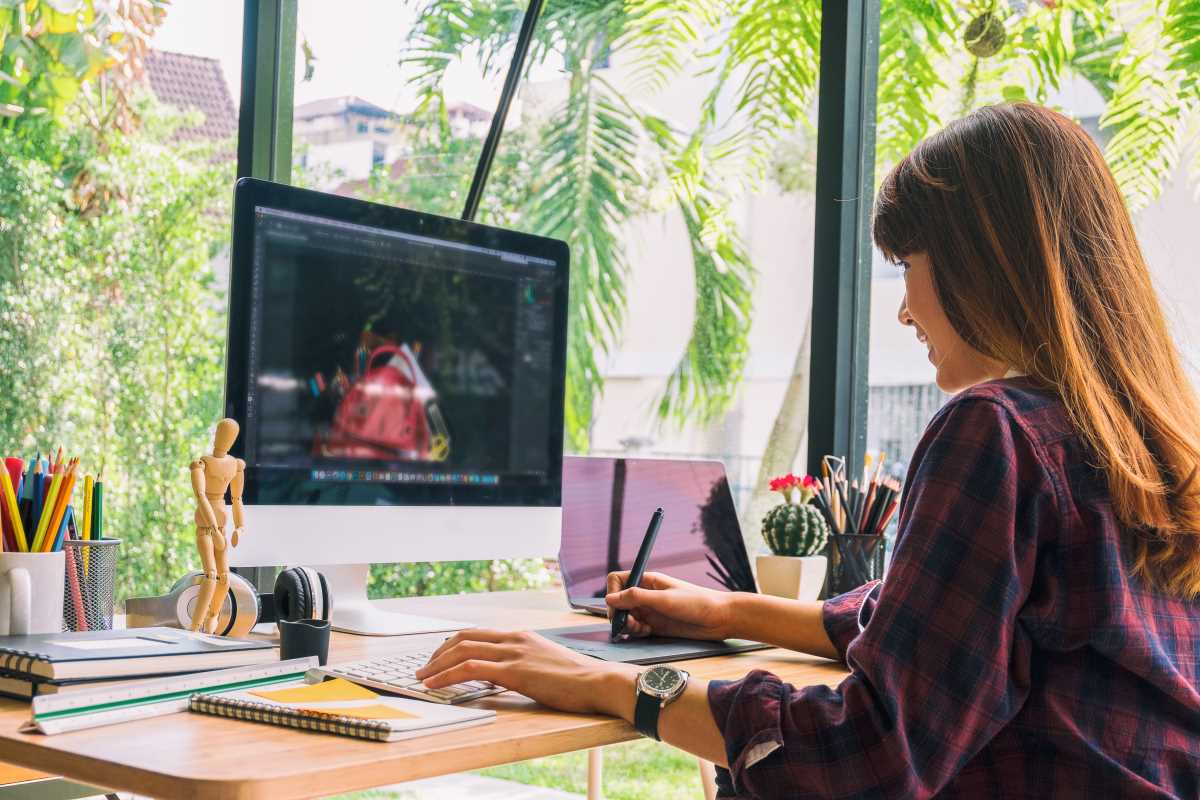 How to Develop a Visual Identity for Pre-Launch Brands