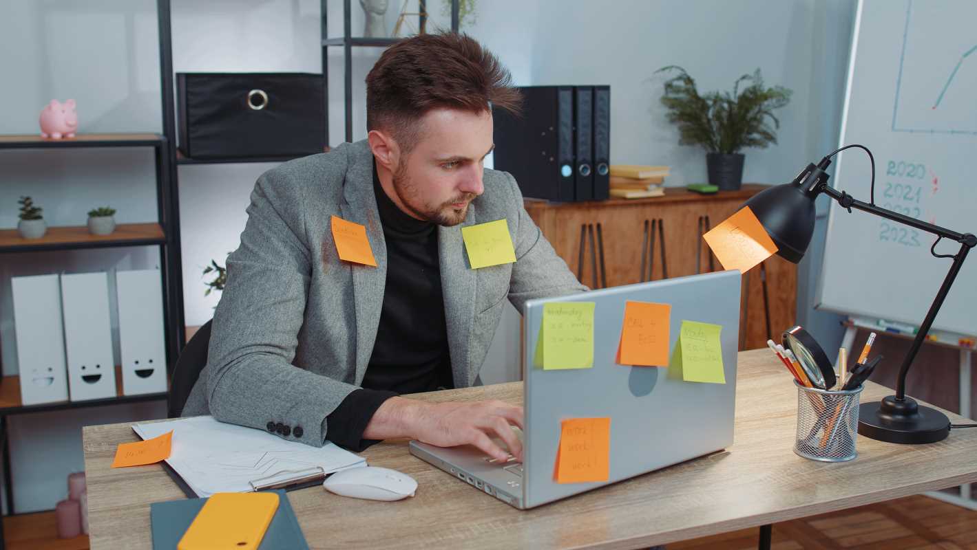 5 Ways to Optimize Your Workspace for Laser Focus